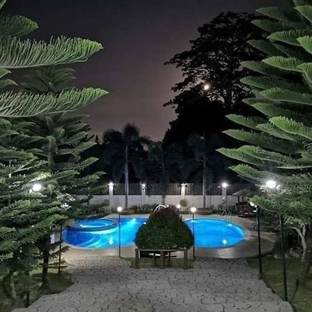 Hotel Casa De Miguelitos à Tagaytay City Extérieur photo