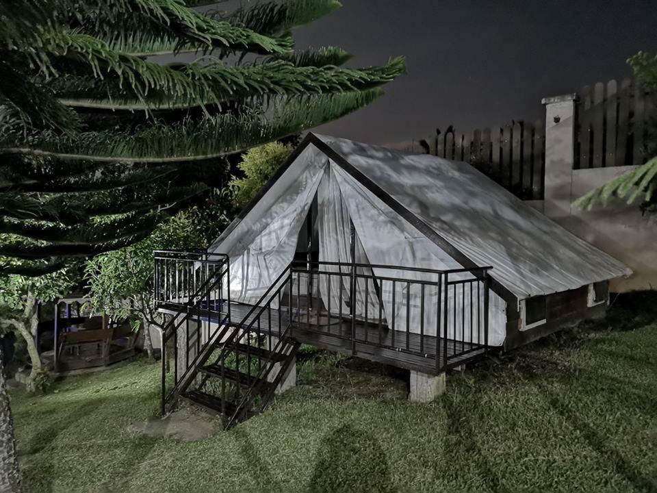 Hotel Casa De Miguelitos à Tagaytay City Extérieur photo